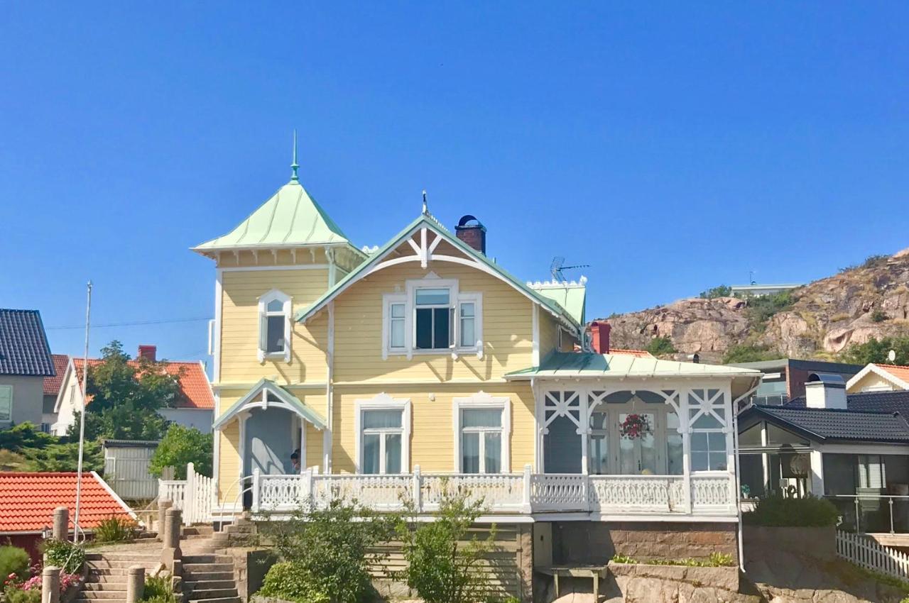 Strandflickornas Annex Gula Villan Люсешил Екстериор снимка
